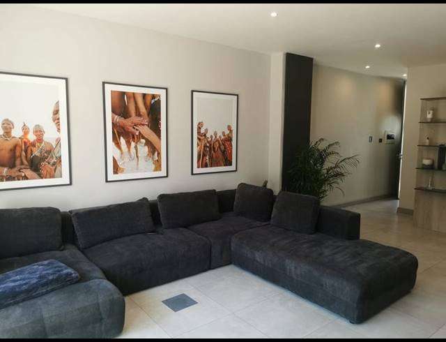 2 BEDROOM PROPERTY TO RENT IN MENLO PARK